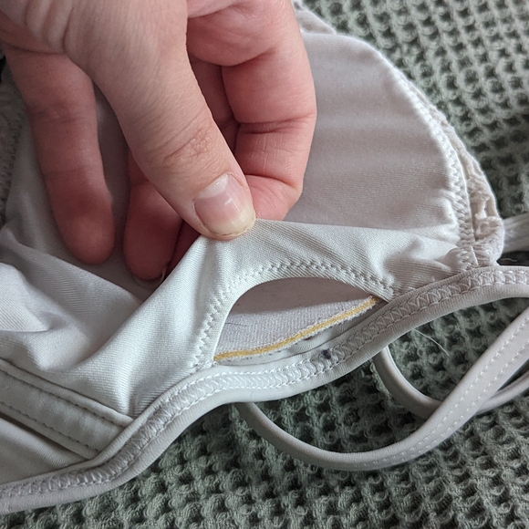 Bundle of 5 Bikini Tops, VS Victoria Secret Embroidered Detail Summer Swimsuits - Picture 9 of 12